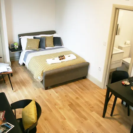 Charming Executive Apartment